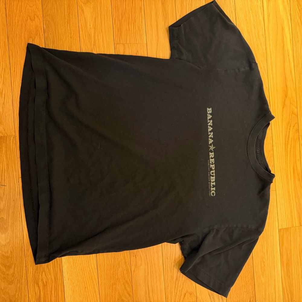 Vintage Banana Republic Black Short Sleeve Tee